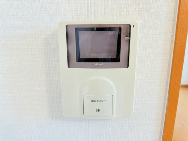 シダーコンフォール壱番館　守山市金森町