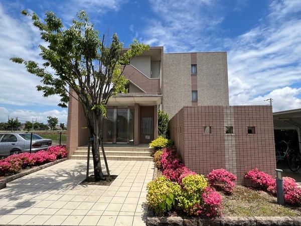 ラ　フラガンシア　守山市焔魔堂町