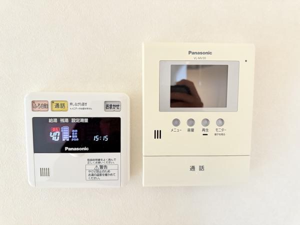 ルイ　エ　レイ　野洲市行畑