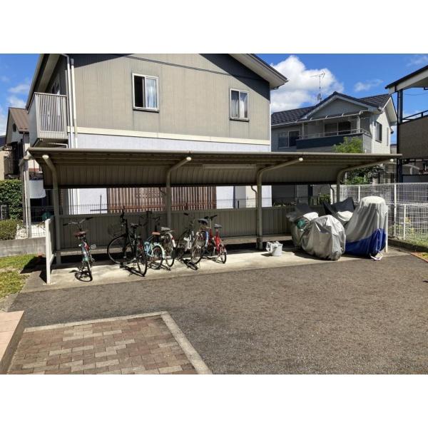 ルイ　エ　レイ　野洲市行畑