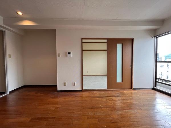 シャトーアルバ　野洲市市三宅