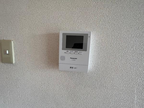 シャトーアルバ　野洲市市三宅