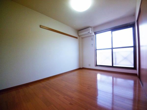 ハミングバード　野洲市吉地