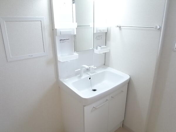 草津市新浜町のアパート