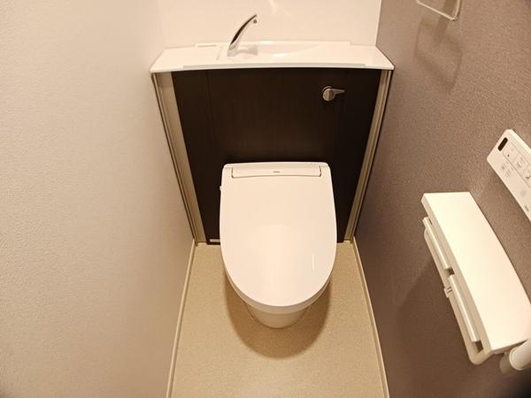 ベルプロムナード湖南　２