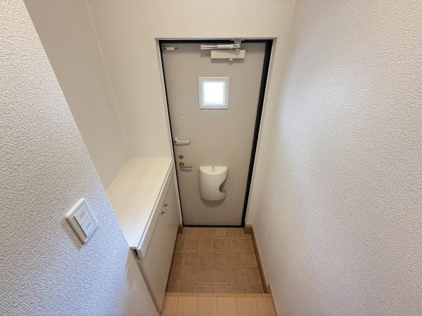 グレイス　リバー　守山市伊勢町