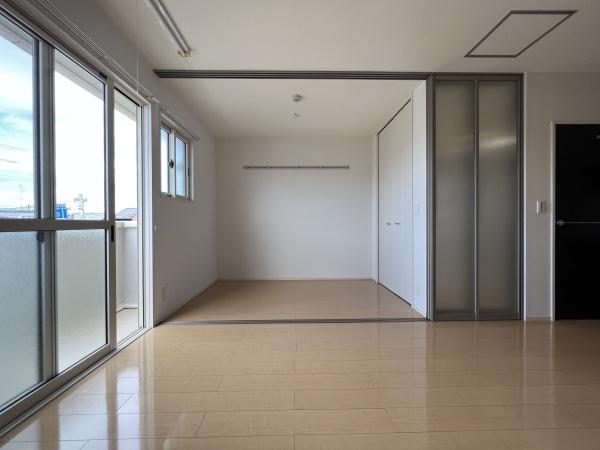 グランシャリオ　野洲市行畑2丁目