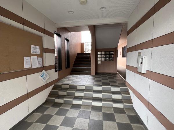 シャトーアルバ2　栗東市市三宅