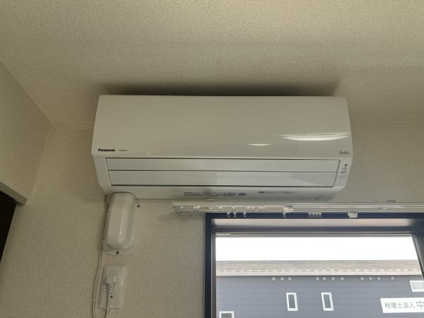 アンソレイエ　野洲市行畑