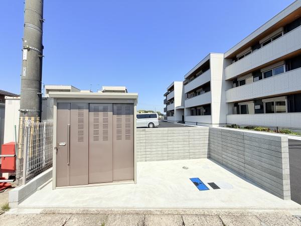 グランディール　守山市勝部1丁目