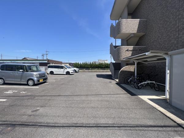 Anesis守山　（守山市金森町）