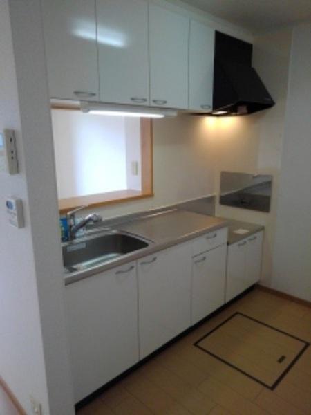 ルミエール　日野　１