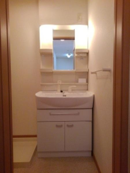 ルミエール　日野　１