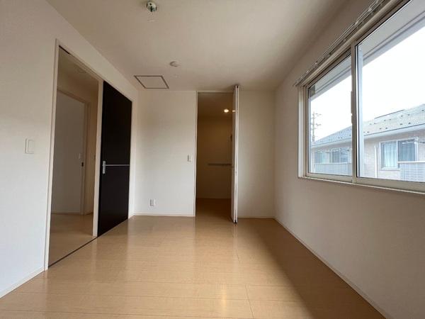 エステート3　野洲市三上