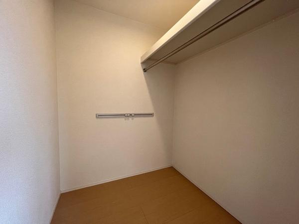 エステート3　野洲市三上