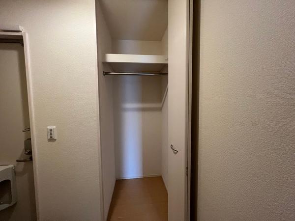 エステート3　野洲市三上