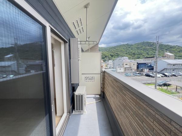 Bluebird　Fuji　野洲市小篠原