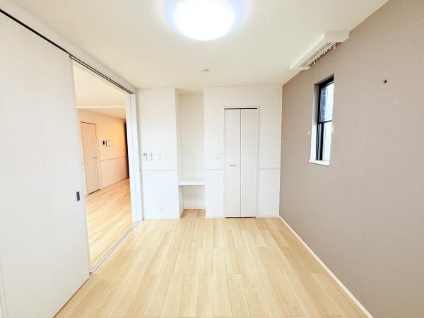 シャルマンフルール１　守山市伊勢町