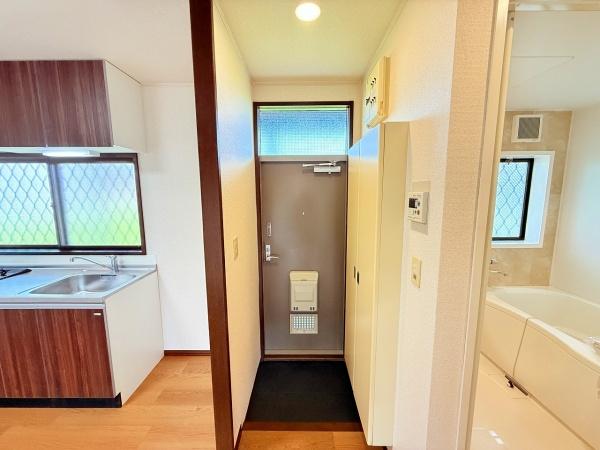 サンハイム伊勢Ｃ棟　守山市伊勢町