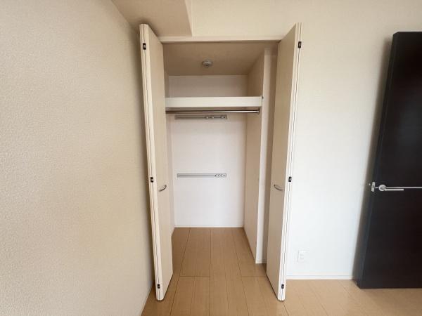 グランシャリオ 守山市播磨田町(収納)