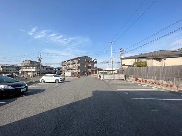 メゾン ド プルミエールB棟 野洲市市三宅(駐車場)