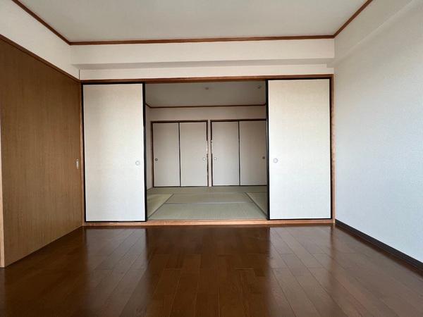 フォルクス淡海 (野洲市市三宅)(リビング)