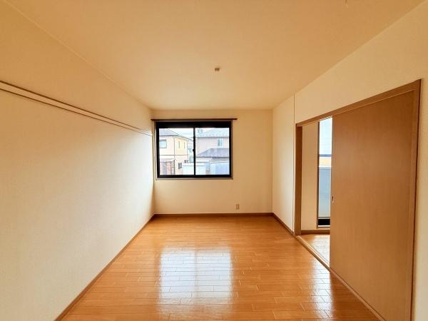 カーサ野洲　野洲市小篠原