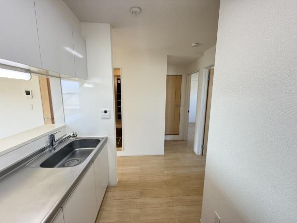 グリエラ３番館　守山市大門町