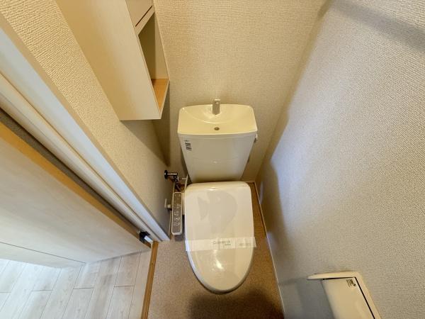 グリエラ３番館　守山市大門町