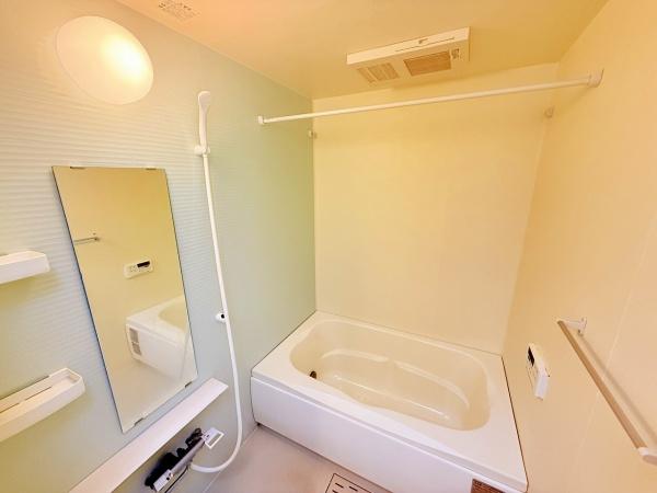 マーサー・M（野洲市冨波乙）