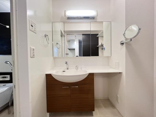 ブレーメン　守山市今宿町