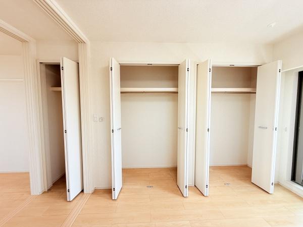 プログレス　Ｆ　1番館　守山市古高町