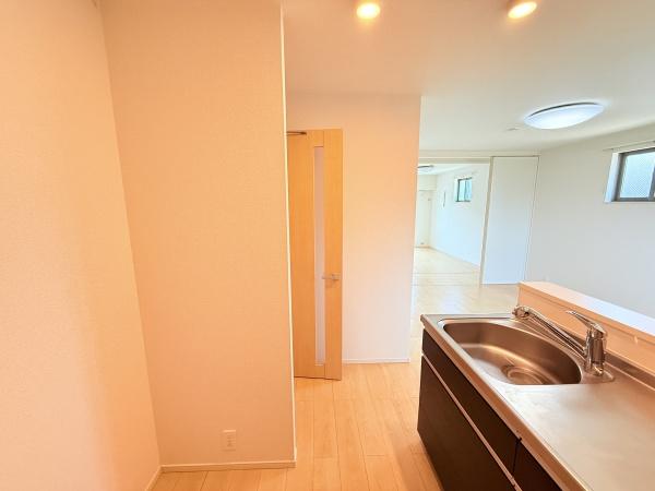 プログレス　Ｆ　1番館　守山市古高町