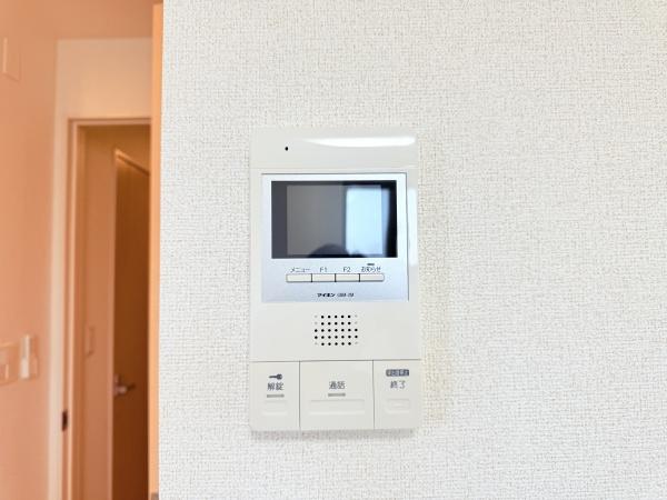 プログレス　Ｆ　1番館　守山市古高町