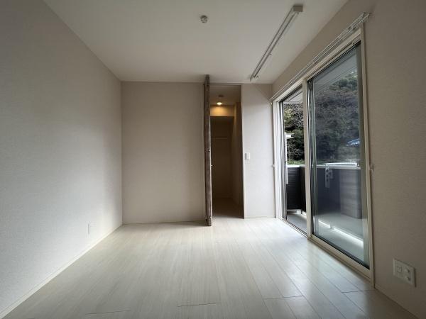 ホワイトクレイン野洲　妙光寺