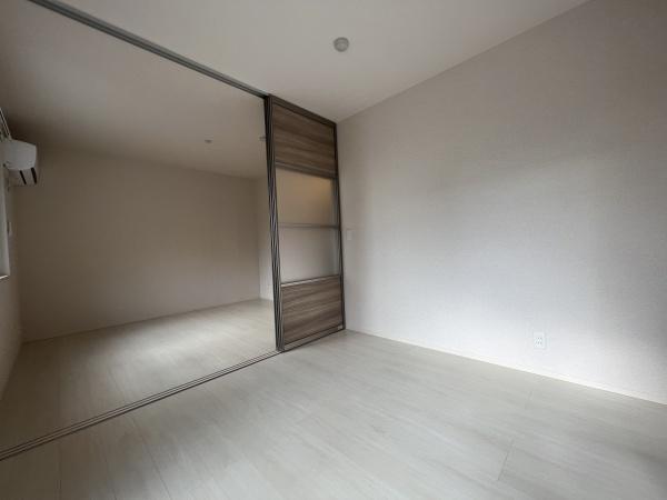 ホワイトクレイン野洲　妙光寺