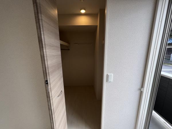 ホワイトクレイン野洲　妙光寺