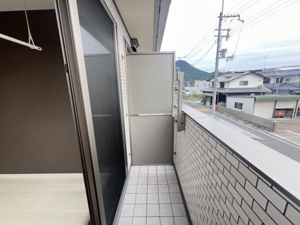 メゾン　ド　シャルトル　野洲市行畑