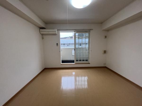 コンフォート　フジ　野洲市小篠原