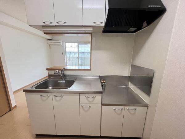 コンフォート　フジ　野洲市小篠原