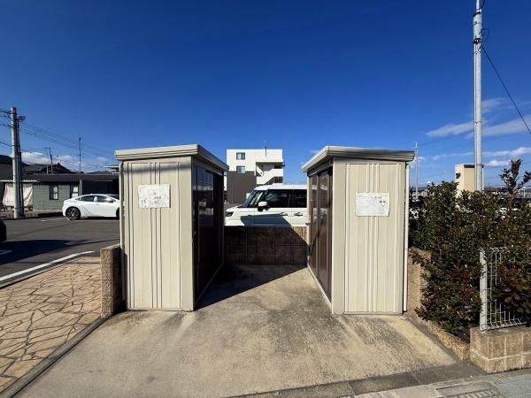 アヴニール・サード　守山市播磨田町