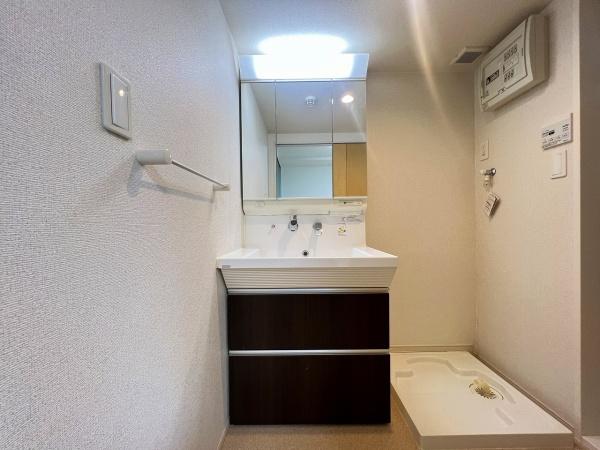 アヴニール・サード　守山市播磨田町