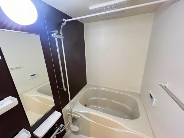 アヴニール・サード　守山市播磨田町