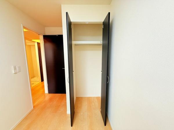 ＬＡ　Ｅｓｃｓｌｉｅｒ　ラ　エスカリエ