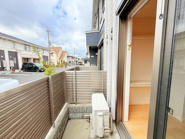 ＬＡ　Ｅｓｃｓｌｉｅｒ　ラ　エスカリエ