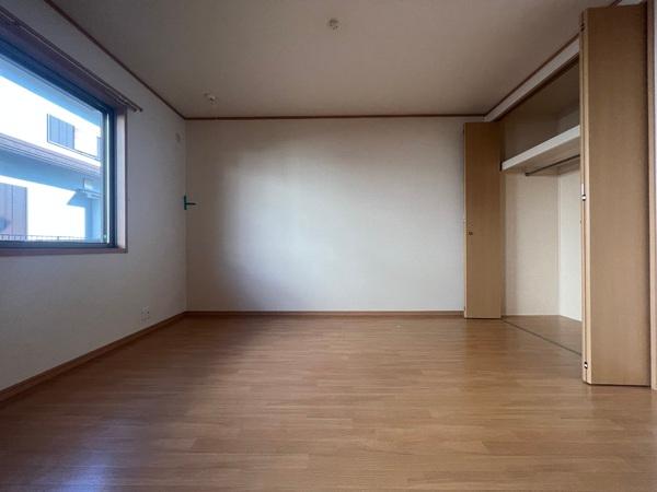 グリーングラス　A棟　（野洲市小篠原）