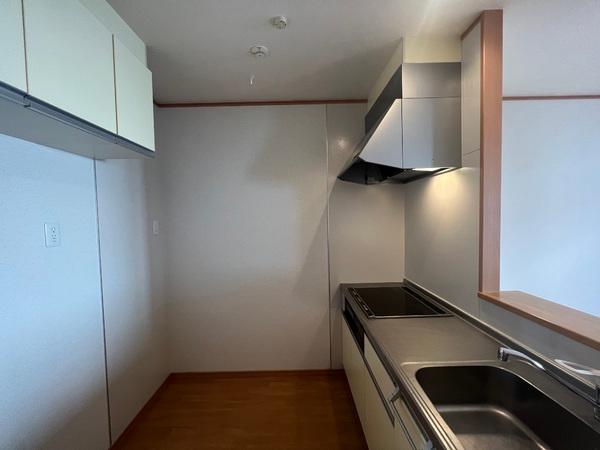 グリーングラス　A棟　（野洲市小篠原）