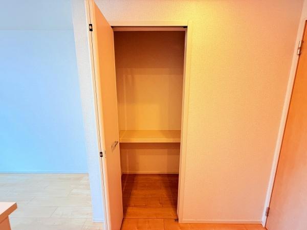 ラヴィエール　守山市勝部4丁目