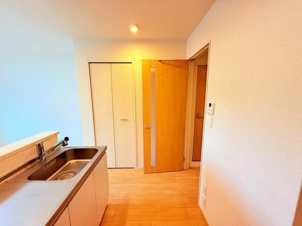 ラヴィエール　守山市勝部4丁目