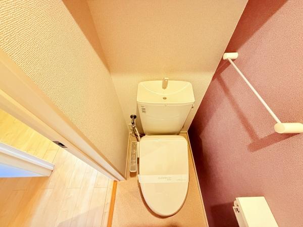 ラヴィエール　守山市勝部4丁目